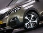 Peugeot 3008 1.6 e-THP GT-Line (TREKHAAK, APPLE CARPLAY/ANDROID AUTO, ELEKTRISCHE STOEL, SFEERVERLICHTING, STOELVERWARMING, PDC)