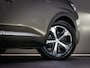 Peugeot 3008 1.6 e-THP GT-Line (TREKHAAK, APPLE CARPLAY/ANDROID AUTO, ELEKTRISCHE STOEL, SFEERVERLICHTING, STOELVERWARMING, PDC)