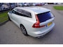Volvo V60 B3 163pk Geartronic Hybrid Inscription P-dak Trekh. wegkl. Harman Kardon NL-Auto