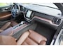 Volvo V60 B3 163pk Geartronic Hybrid Inscription P-dak Trekh. wegkl. Harman Kardon NL-Auto