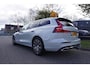 Volvo V60 B3 163pk Geartronic Hybrid Inscription P-dak Trekh. wegkl. Harman Kardon NL-Auto