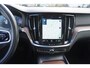 Volvo V60 B3 163pk Geartronic Hybrid Inscription P-dak Trekh. wegkl. Harman Kardon NL-Auto