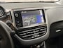 Peugeot 208 1.2 VTi Sport (NAVIGATIE, CLIMATE, PARKEERSENSOREN, SPORTSTOELEN, TREKHAAK, CRUISE, NIEUWE APK, NIEUWSTAAT)