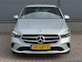 Mercedes-Benz B-klasse 180 Business Solution Automaat / Dealer Onderhouden / 1e Eigenaar / Trekhaak / Navigatie / Stoelverwarming / Climate Control /