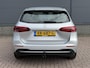 Mercedes-Benz B-klasse 180 Business Solution Automaat / Dealer Onderhouden / 1e Eigenaar / Trekhaak / Navigatie / Stoelverwarming / Climate Control /