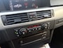BMW 3-Serie 320i Executive / CRUISE / NAVI / AIRCO / 124dkm! NAP!