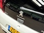 Peugeot 108 1.0 e-VTi GT-Line (NAVIGATIE, CLIMATE, LEDER, SPORTSTOELEN, KEYLESS START, CAMERA, GETINT GLAS, LM VELGEN, CRUISE, NIEUWSTAAT)