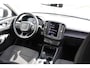 Volvo XC40 T2 Automaat Momentum Core | Navigatie | Volvo on Call | Climate Control | Apple carplay/Android auto | Dealer onderhouden | Parkeersensoren |