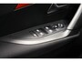 Peugeot e-2008 EV Active Pack 50 kWh 3-fase [ LED Navi Climate Apple/Android DAB ]