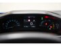 Peugeot e-2008 EV Active Pack 50 kWh 3-fase [ LED Navi Climate Apple/Android DAB ]