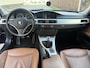 BMW 3-Serie Touring 318i Corporate Lease Luxury Line / NAVI / CRUISE / LEER / AIRCO