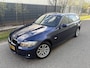 BMW 3-Serie Touring 318i Corporate Lease Luxury Line / NAVI / CRUISE / LEER / AIRCO