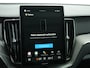 Volvo XC60 2.0 T6 RECHARGE 350PK AWD PLUS BLACK EDITION AUT8 SOH 100% | Trekhaak | 360 camera | Pilot Assist | Light Pack