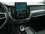 Volvo XC60 2.0 T6 RECHARGE 350PK AWD PLUS BLACK EDITION AUT8 SOH 100% | Trekhaak | 360 camera | Pilot Assist | Light Pack