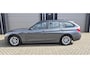 BMW 3-Serie Touring 320d Edition Sport Line Shadow Executive rijdt en schakelt goed, lv deur en scherm schaafschade