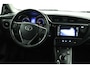 Toyota Auris 1.8 Hybrid Dynamic | Lichtmetalen Velgen | Privacy Glass | Dakrailing | Keyless Entry |