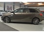 Mercedes-Benz B-klasse 180 Ambition // AUTOMAAT // TREKHAAK // LEDER // NAVI // PANO //