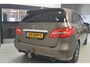 Mercedes-Benz B-klasse 180 Ambition // AUTOMAAT // TREKHAAK // LEDER // NAVI // PANO //