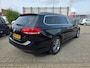 Volkswagen Passat Variant 1.5 TSI Highline Business R | Met o.a. stoelverwarming, cruise control, climate control en camera!