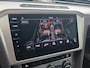 Volkswagen Passat Variant 1.5 TSI Highline Business R | Met o.a. stoelverwarming, cruise control, climate control en camera!