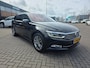 Volkswagen Passat Variant 1.5 TSI Highline Business R | Met o.a. stoelverwarming, cruise control, climate control en camera!