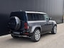 Land Rover Defender 110 2.0 P300e 110 X-Dynamic l 6 Persoons l Schuif- /kantel Pano l Adapt. Cruise l Black Pack l 360 Camera