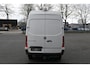 Mercedes-Benz eSprinter 320 L2H2 Pro 81kWh Snellader, Navigatie, Trekhaak, Winterpakket, Etc.