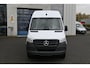 Mercedes-Benz eSprinter 320 L2H2 Pro 81kWh Snellader, Navigatie, Trekhaak, Winterpakket, Etc.
