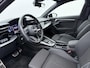 Audi A3 Sportback 30 TFSI s-line | Navigatie | 17'' | Parkeerhulp | S-line |