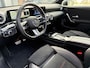 Mercedes-Benz A-klasse 180 Star Edition | Keyless | Pano | Sfeer | Camera | Stoel verwarming |
