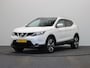 Nissan Qashqai 1.6 Tekna | Climate control | Panoramadak | Rondomzicht camera | Trekhaak | Stoelverwarming | Half leder | Lichtmetalen velgen |