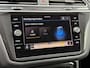 Volkswagen Tiguan 1.4 TSI eHybrid 245pk | Virtual cockpit | Adaptieve cruise | Navigatie | Camera | Apple CarPlay / Android Auto | Dodehoekdetectie | Stoel&stuurverwarming | LED | DAB | Elektrische achterklep | Volledig dealeronderhouden