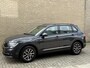 Volkswagen Tiguan 1.4 TSI eHybrid 245pk | Virtual cockpit | Adaptieve cruise | Navigatie | Camera | Apple CarPlay / Android Auto | Dodehoekdetectie | Stoel&stuurverwarming | LED | DAB | Elektrische achterklep | Volledig dealeronderhouden