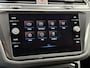 Volkswagen Tiguan 1.4 TSI eHybrid 245pk | Virtual cockpit | Adaptieve cruise | Navigatie | Camera | Apple CarPlay / Android Auto | Dodehoekdetectie | Stoel&stuurverwarming | LED | DAB | Elektrische achterklep | Volledig dealeronderhouden