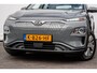 Hyundai Kona Electric EV Comfort Smart 39 kWh SOH 96% 3-Fase/ Camera/ Navigatie/ Carplay/ Adapt. cruise/ Dab/ Warmtepomp