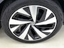 Volkswagen ID.4 First 77 kWh 204 PK SoH 90.2% | Automaat | Navigatie | Stoelverwarming | Camera | Stuurverwarming | Apple Carplay | Android Auto | Climatronic | Instelbare rijprofielen | LED | 20" Lichtmetalen velgen |