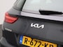 Kia Ceed Sportswagon 1.0 T-GDi DynamicLine | LMV | Parkeer sensoren | Navigatie | DAB | Apple carplay | Camera | Climate control |