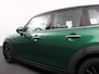 MINI Cooper Mini 1.5 Automaat Maximise | Achteruitrij Camera | Navigatie | Keyless start | Climate Control | Parkeer sensoren | Verwarmde voorstoelen