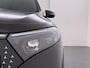 Mercedes-Benz EQB 250+ AMG Line 7-persoons 71 kWh Accu | Panorama - Schuifdak | Head-Up Display | Burmester Surround System | Distronic Cruise Control & Stuur Assistent | Sfeerverlichting | Memory Seats