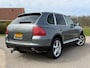 Porsche Cayenne 4.5 S Automaat / Schuif-/Kanteldak / Luchtvering / Leder / 20" Velgen / Navi / Clima / Stoelverwarming / Cruise /