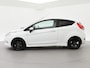 Ford Fiesta 1.6 135 PK METAL *VERSNELLINGSBAK DEFECT* + LEDER | SPORTSTOELEN | STOELVERWARMING