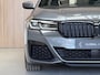 BMW 5-Serie 545e xDrive High Executive - M PAKKET - 19'' - SCHUIFDAK