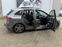 Mercedes-Benz B-klasse 200 Business Solution AMG | Navigatie | Panoramadak | Memory Stoelen } Burmester } Electrische Trekhaak.