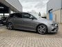 Mercedes-Benz B-klasse 200 Business Solution AMG | Navigatie | Panoramadak | Memory Stoelen } Burmester } Electrische Trekhaak.