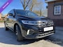 Volkswagen T-Roc DSG 1.5 TSI DSG R-LINE EDITION , PANO , BLACK STYLE , APLLE CARPLY BLINDSPOT , STUUR EN STOEL VERWARMING , KEYLESS ENTRY , ADAPTIVE CRUISE CONTROL , LANE ASSIST , IQ-LICHT , LED , PRYVACY GLASS , 19 INCH