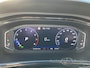 Volkswagen T-Roc DSG 1.5 TSI DSG R-LINE EDITION , PANO , BLACK STYLE , APLLE CARPLY BLINDSPOT , STUUR EN STOEL VERWARMING , KEYLESS ENTRY , ADAPTIVE CRUISE CONTROL , LANE ASSIST , IQ-LICHT , LED , PRYVACY GLASS , 19 INCH