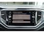 Volkswagen T-Roc 1.5 TSI R-Line 150PK Navi Led Cam Pdc Beats