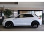 Volkswagen T-Roc 1.5 TSI 2x R-Line DSG Led Virtual Black Navi Cam Trekhaak ACC