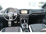 Volkswagen T-Roc 1.5 TSI Sport DSG 150 PK Pano Navi Led Acc Pdc Climate