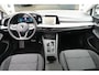 Volkswagen Golf 8 1.5 eTSI DSG Pano Led Navi ACC HUD CAM PDC Dodehoek Trekhaak